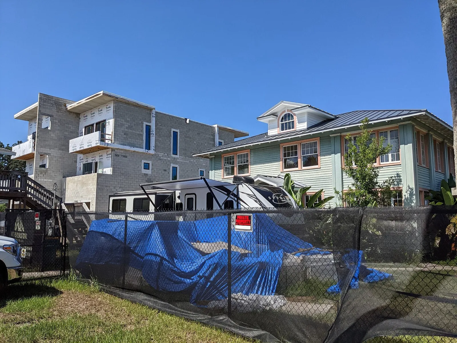 Townhouse for sale in Miami — modern townhouse residences in Florida